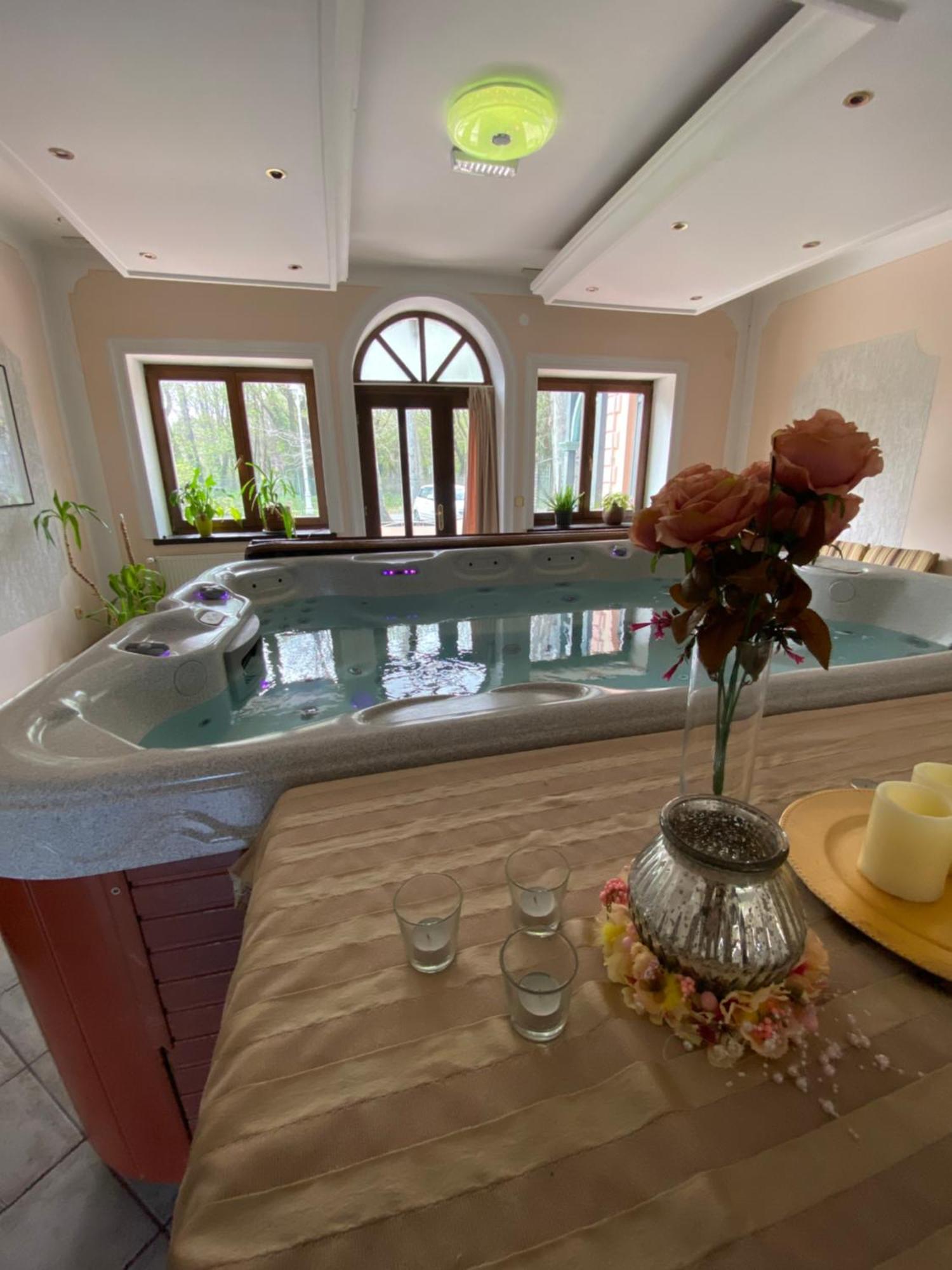Vila Regina Palic Luaran gambar