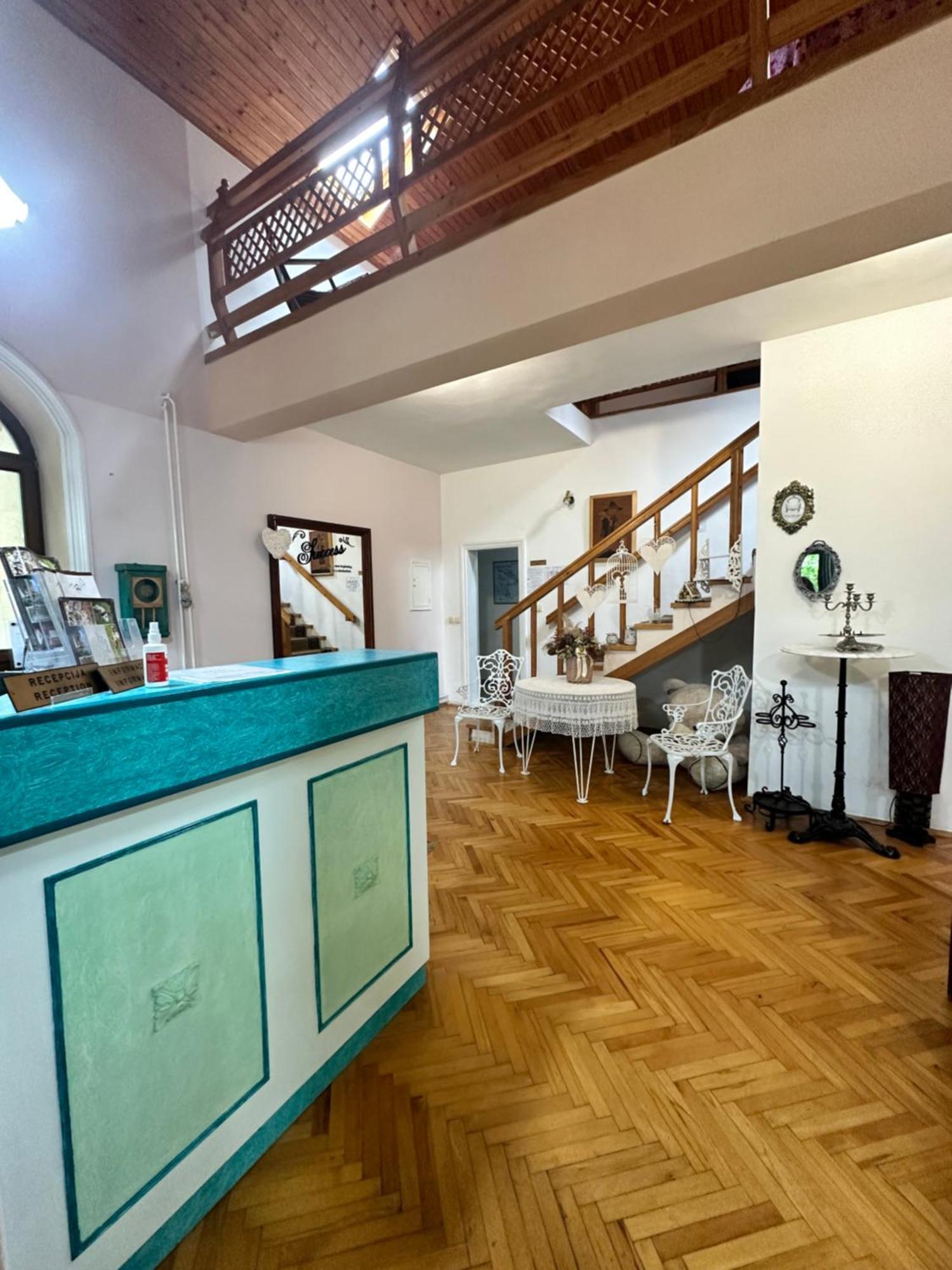 Vila Regina Palic Luaran gambar