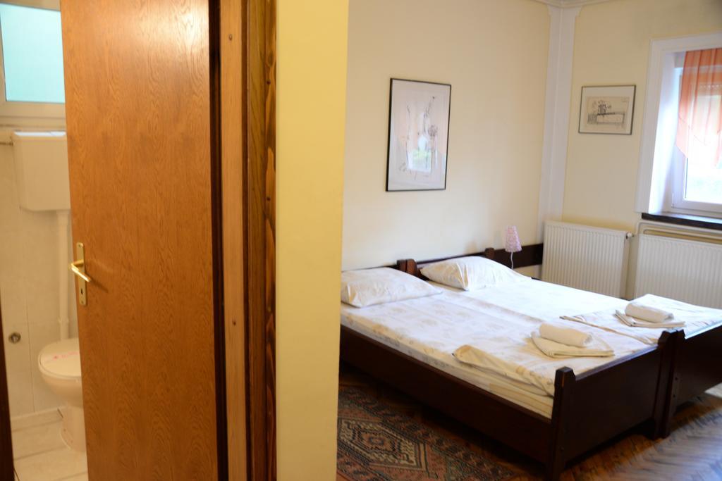 Vila Regina Palic Bilik gambar