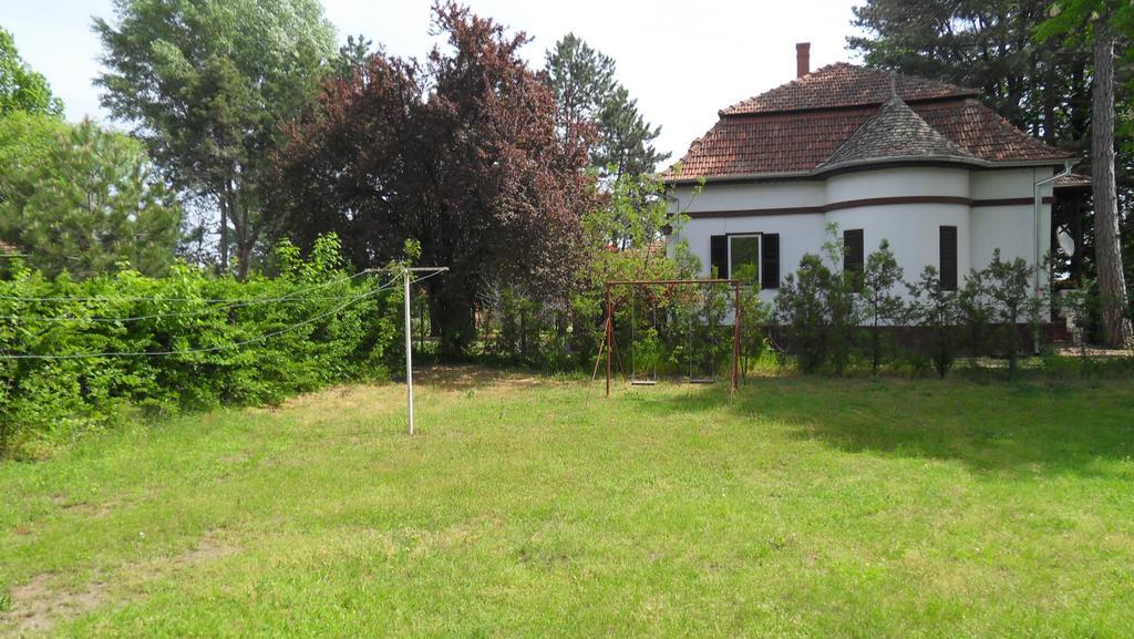 Vila Regina Palic Bilik gambar