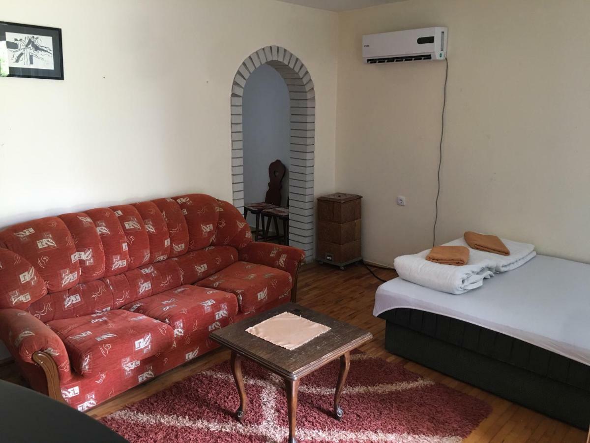 Vila Regina Palic Luaran gambar